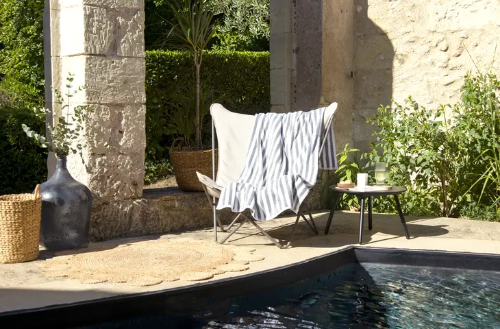 Aloha pool towel
